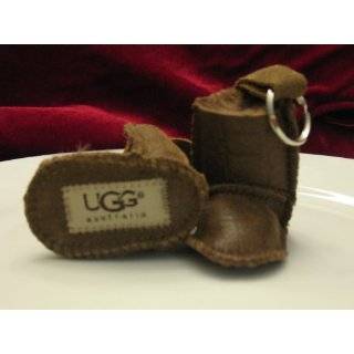UGG BOOT KEYCHAIN CLASSIC UGG BOOT KEYCHAIN BROWN BOOT W/ BROWN 