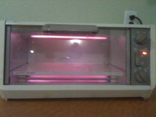 http://img0124.popscreencdn.com/182476251_black-decker-spacemaker-toaster-oven.jpg