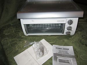 Black & Decker TROS1500B SpaceMaker Traditional Toaster Oven