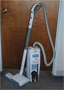 Electrolux Aerus Lux 7000 Canister Vacuum Cleaner